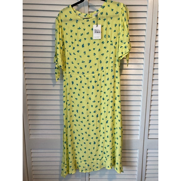 Faithful the Brand Emilia Midi Dress Luda Floral - Picture 7 of 7